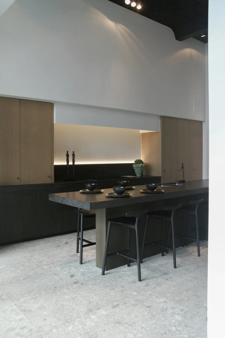 Blue & Marble Cook's Kitchen — Dunthorpe
